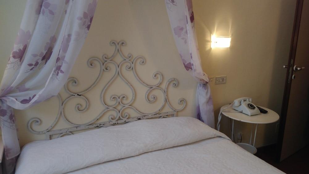 Hotel Genesi Флоренция Экстерьер фото